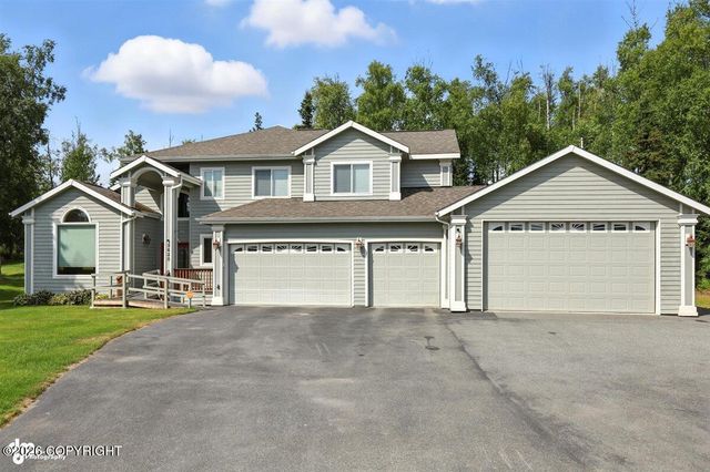 5620 S Hanson Loop, Wasilla, AK 99623