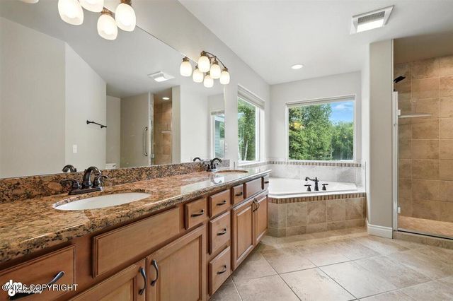 5620 S Hanson Loop, Wasilla, AK 99623