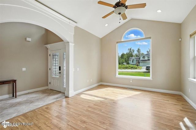 5620 S Hanson Loop, Wasilla, AK 99623