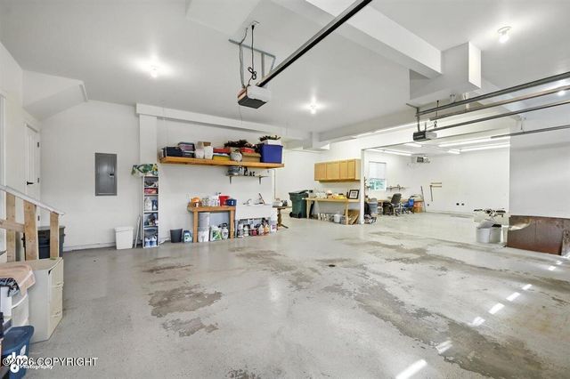 5620 S Hanson Loop, Wasilla, AK 99623