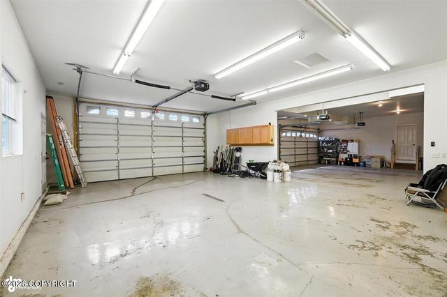 5620 S Hanson Loop, Wasilla, AK 99623