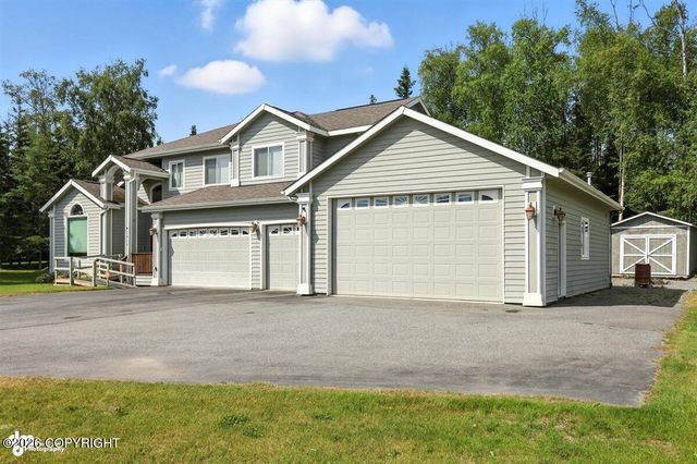 5620 S Hanson Loop, Wasilla, AK 99623