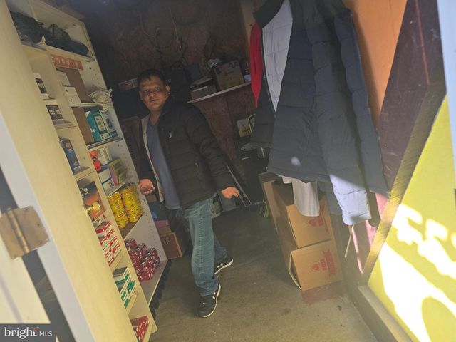 6001 UPLAND ST, Philadelphia, PA 19142