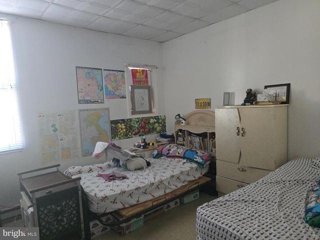 6001 UPLAND ST, Philadelphia, PA 19142