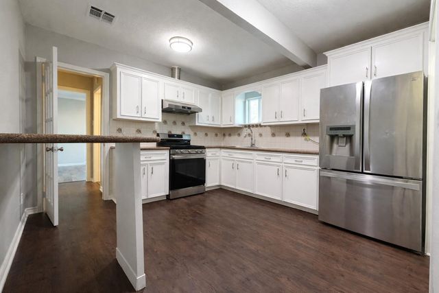 8226 Harding Street, Houston, TX 77012