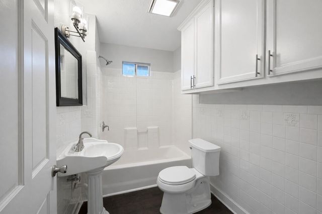 8226 Harding Street, Houston, TX 77012