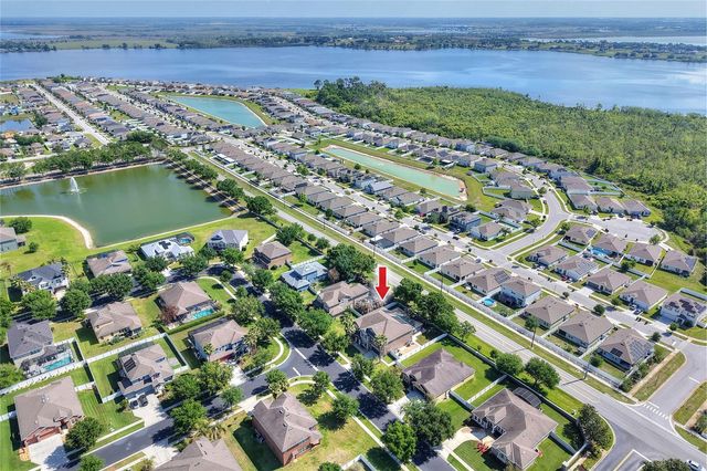 232 MAGNETA LOOP, Auburndale, FL 33823