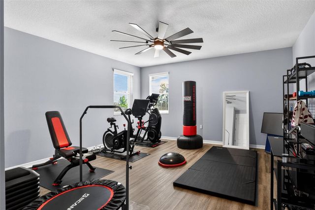 232 MAGNETA LOOP, Auburndale, FL 33823