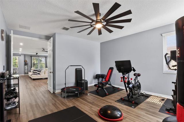 232 MAGNETA LOOP, Auburndale, FL 33823