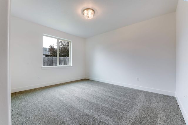 1656 Palermo Ave, Richland, WA 99352