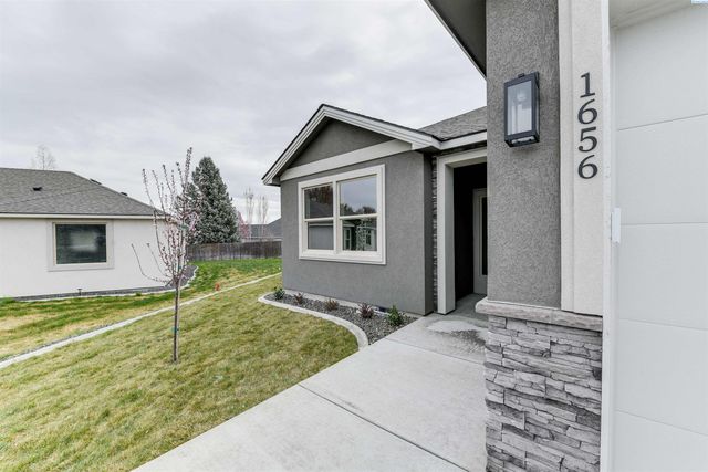 1656 Palermo Ave, Richland, WA 99352
