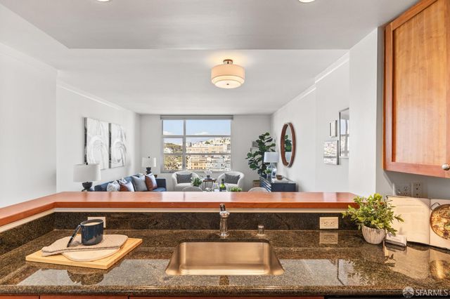 1800 Washington Street 815, San Francisco, CA 94109