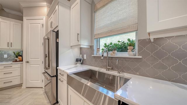 6032 GRANDVIEW HILL COURT, Bradenton, FL 34203