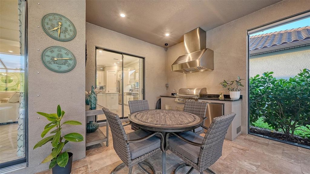 Image 39 of property listing at 6032 GRANDVIEW HILL COURT, Bradenton, FL 34203