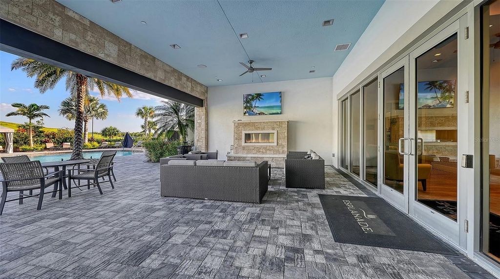 Image 66 of property listing at 6032 GRANDVIEW HILL COURT, Bradenton, FL 34203