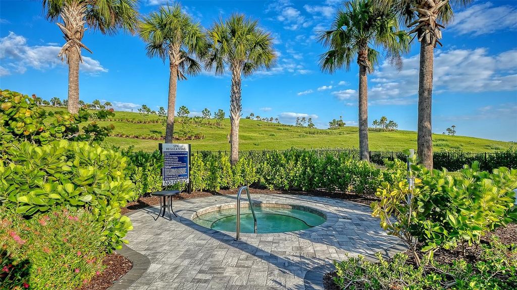 Image 69 of property listing at 6032 GRANDVIEW HILL COURT, Bradenton, FL 34203