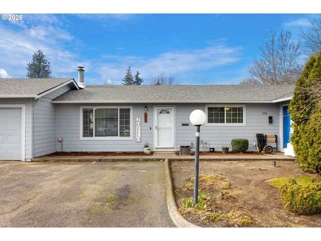 233 Se 3RD Ave, Canby, OR 97013