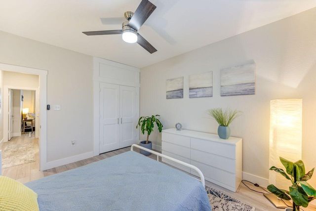 4 Shore Acres Circle, Shoreacres, TX 77571