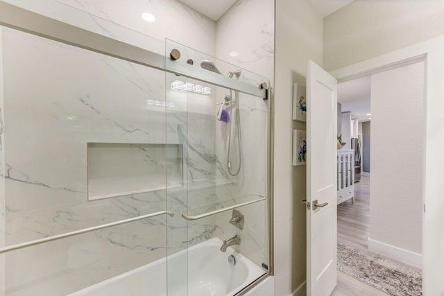 4 Shore Acres Circle, Shoreacres, TX 77571