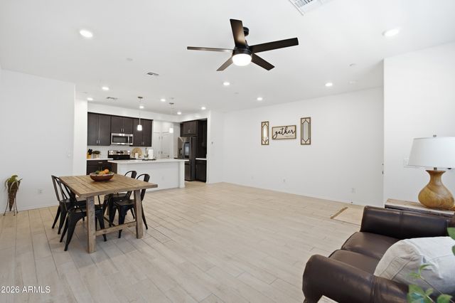 2626 S SULLEY Drive 109, Gilbert, AZ 85295