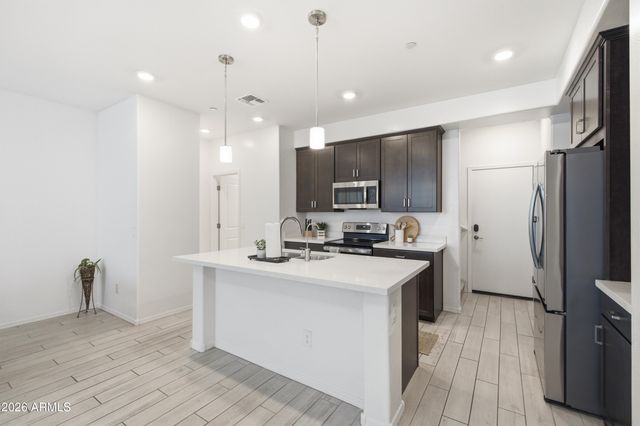 2626 S SULLEY Drive 109, Gilbert, AZ 85295