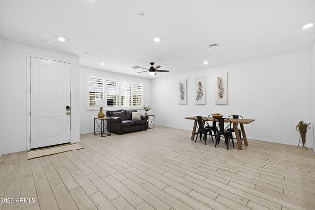 2626 S SULLEY Drive 109, Gilbert, AZ 85295