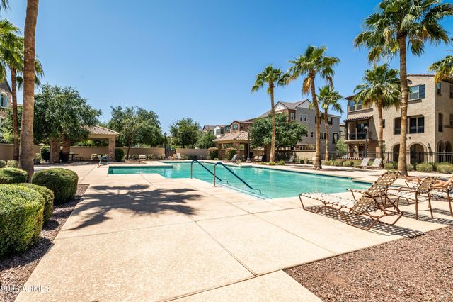 2626 S SULLEY Drive 109, Gilbert, AZ 85295