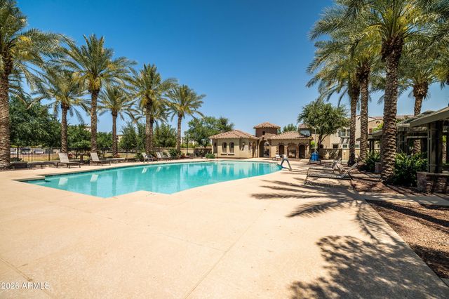 2626 S SULLEY Drive 109, Gilbert, AZ 85295