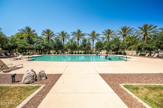 2626 S SULLEY Drive 109, Gilbert, AZ 85295