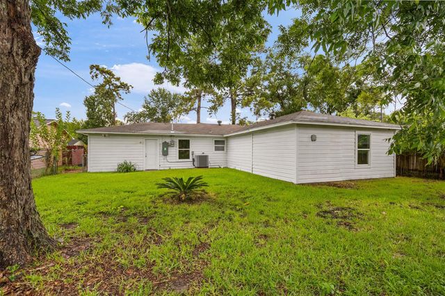 6618 Hartwick Road, Houston, TX 77016
