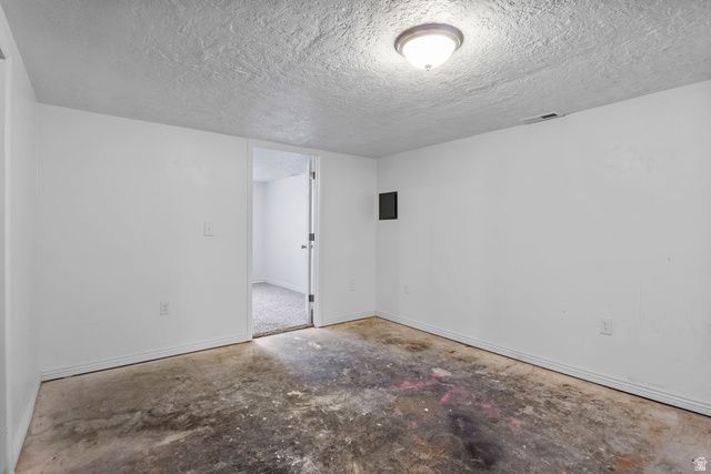 4496 W 5415 S, Kearns, UT 84118