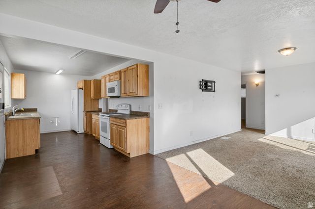 4496 W 5415 S, Kearns, UT 84118