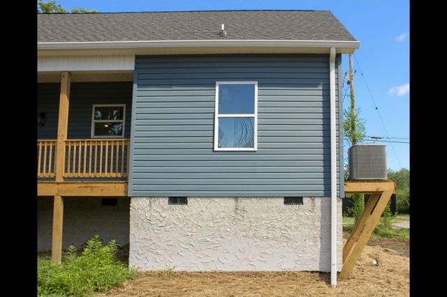 729 Walker Avenue, Rossville, GA 30741
