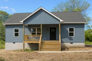 729 Walker Avenue, Rossville, GA 30741