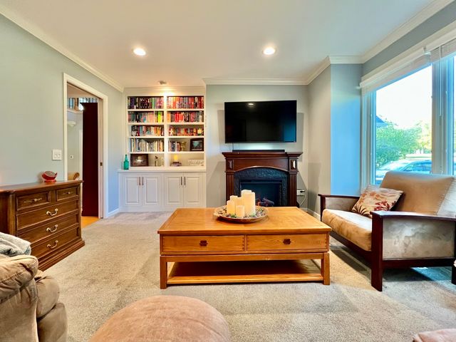 4111 Steeple Run, Crystal Lake, IL 60014