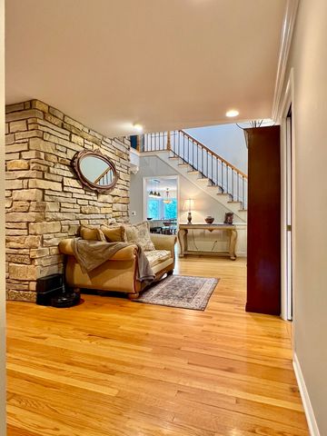 4111 Steeple Run, Crystal Lake, IL 60014