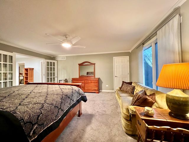 4111 Steeple Run, Crystal Lake, IL 60014