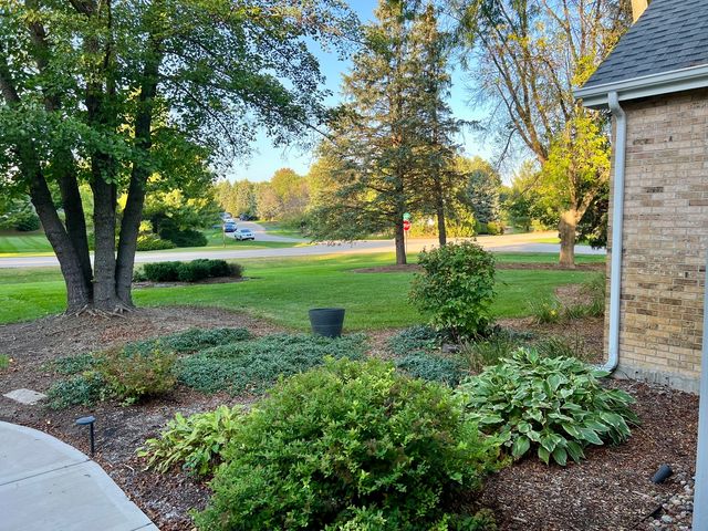 4111 Steeple Run, Crystal Lake, IL 60014