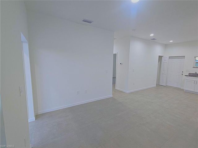 4111 8th ST SW, Lehigh Acres, FL 33976