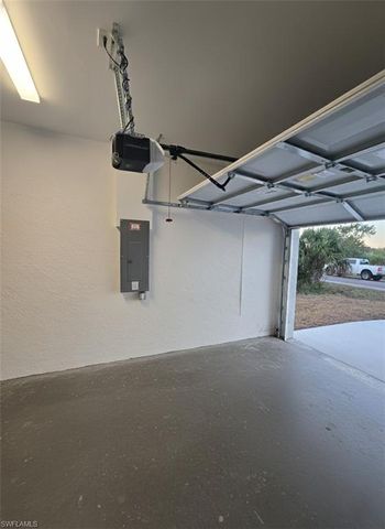 4111 8th ST SW, Lehigh Acres, FL 33976