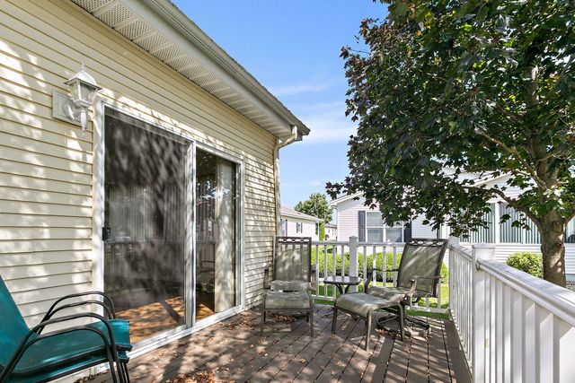 115 Hunter Court, Grayslake, IL 60030