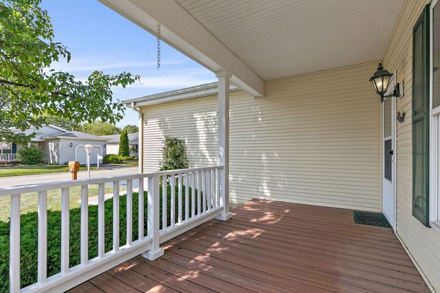 115 Hunter Court, Grayslake, IL 60030