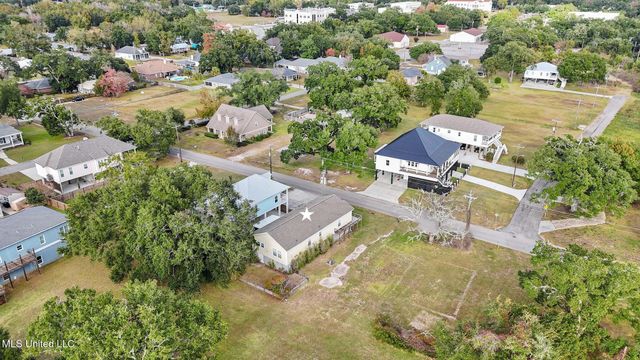 406 S Nicholson Avenue, Long Beach, MS 39560