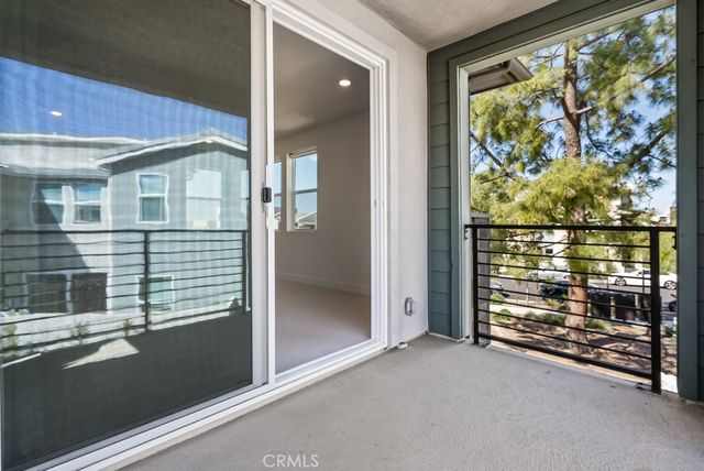 120 Zawn, Irvine, CA 92618