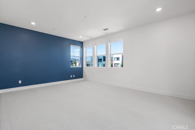 120 Zawn, Irvine, CA 92618