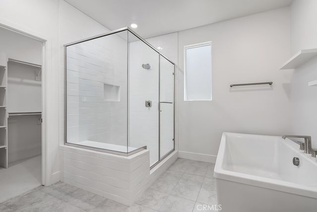 120 Zawn, Irvine, CA 92618