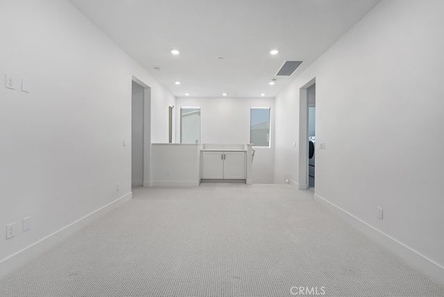 120 Zawn, Irvine, CA 92618