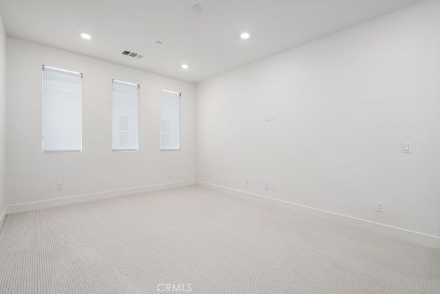 120 Zawn, Irvine, CA 92618