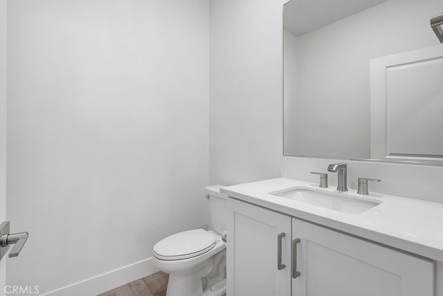 120 Zawn, Irvine, CA 92618