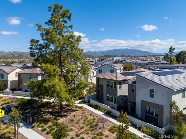 120 Zawn, Irvine, CA 92618